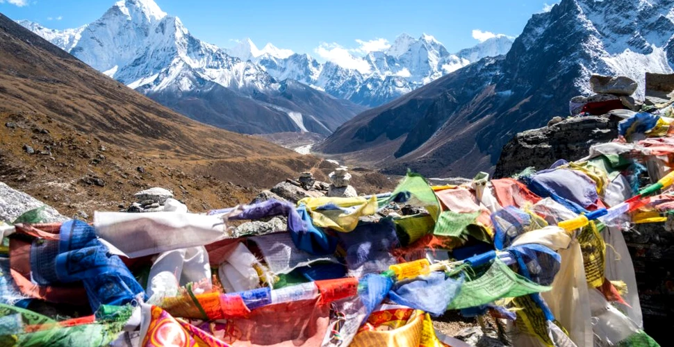 Un alpinist american în vârstă de 39 de ani a murit în Munții Himalaya