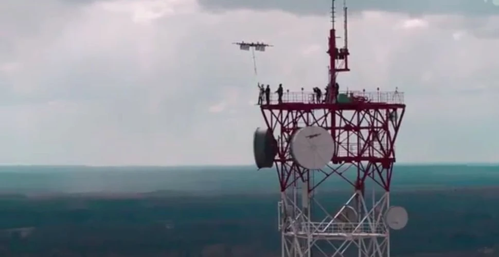Un act istoric: A fost realizată prima săritură cu paraşuta dintr-o dronă