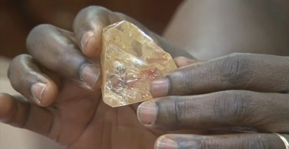 Care este povestea diamantului enorm, de 709 carate, excavat în Sierra Leone