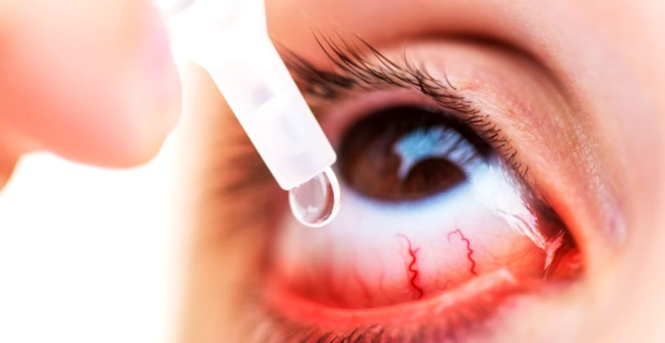 Picături pentru ochi care ar putea înlocui ochelarii de citit, aprobate de FDA