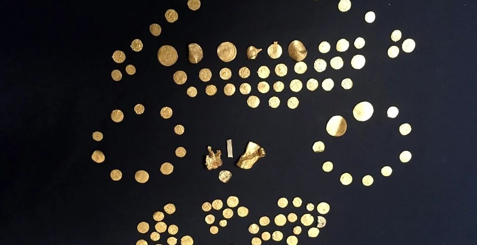 Cel mai mare tezaur de monede anglo-saxone a fost găsit pe parcursul a 30 de ani