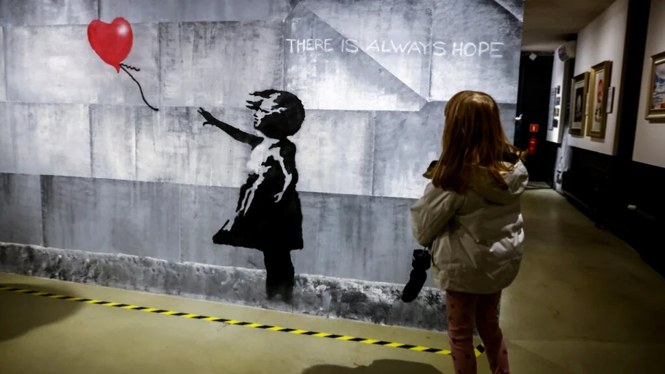 O rețea uriașă care vindea opere de artă falsificate, descoperită în Italia