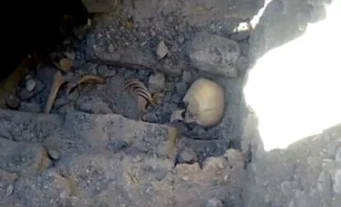 Un schelet misterios al unei adolescente a fost descoperit lângă o piramidă egipteană veche de 4.600 de ani
