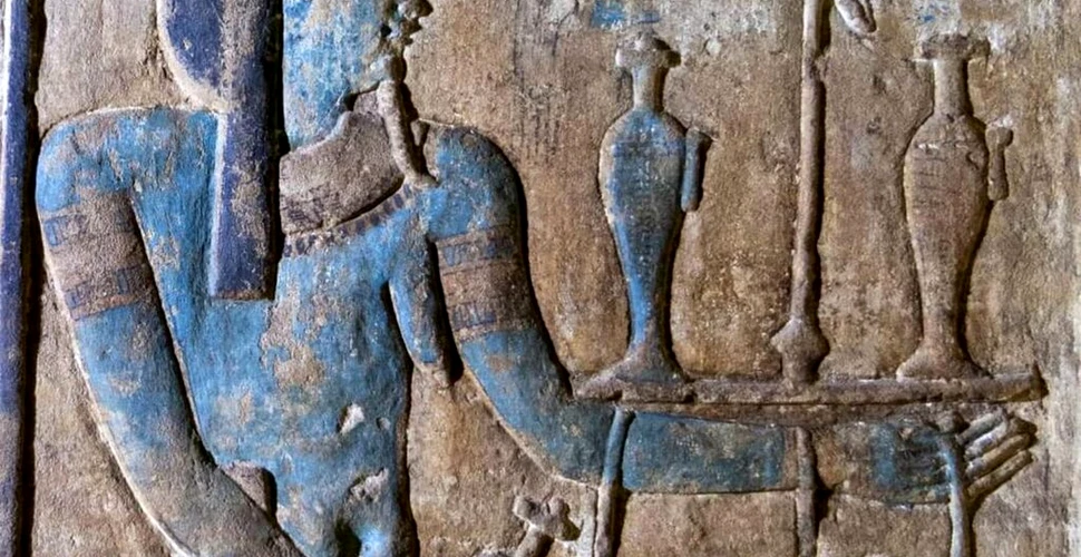 Culorile originale ale sculpturilor egiptene, dezvăluite odată cu restaurarea unui templu dedicat zeului Horus