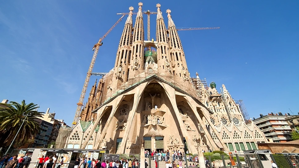 Antoni Gaudí, aniversat de Google la 161 de ani de la naştere. Iată cele mai frumoase opere ale sale! (GALERIE FOTO)