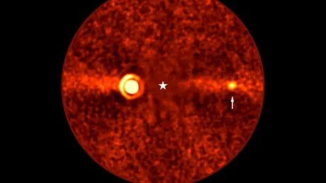 Astronomii au observat cea mai slabă exoplanetă văzută vreodată de pe Pământ, după un deceniu în care a „stat ascunsă”