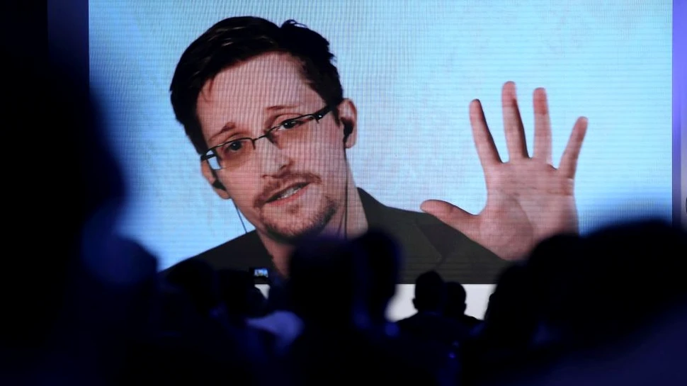 Mărturiile lui Edward Snowden despre epilepsie, afecţiunea care l-a marcat