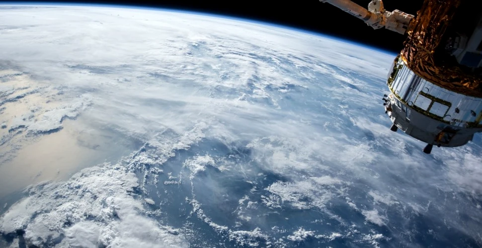 VIDEO. Primul clip la 360° realizat în cosmos, în afara Staţiei Spaţiale Internaţionale, de doi cosmonauţi din Rusia