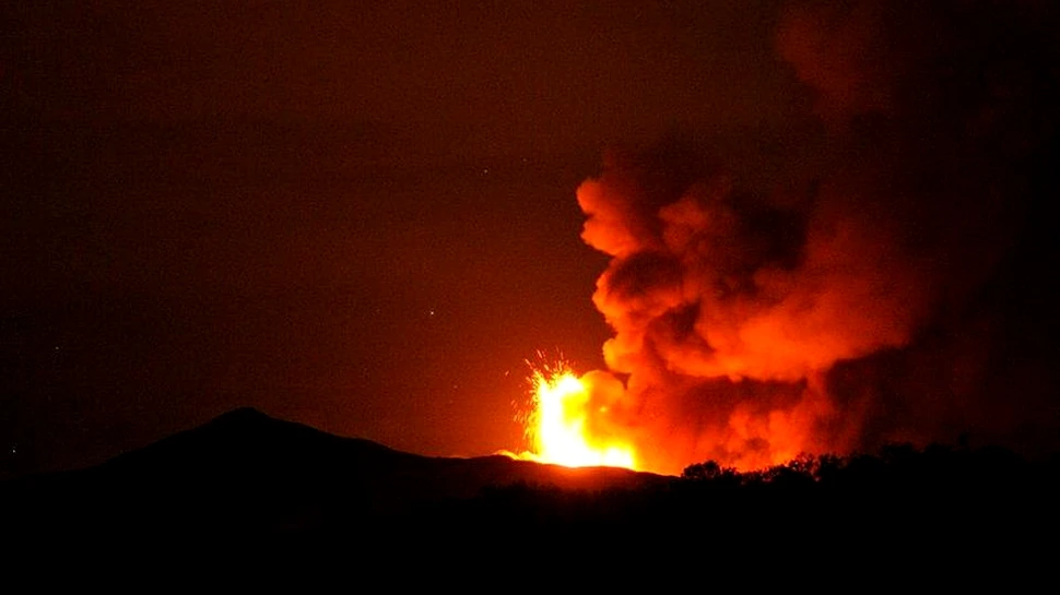 Etna a erupt din nou. Mai mulţi răniţi, printre care jurnalişti BBC