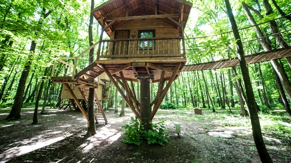 Cât te costă să-ţi petreci weekendul de Rusalii într-o casă în copac