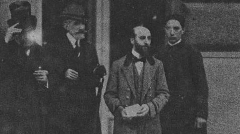 Cine a spus cuvintele: „Cine nu e revoluționar la douăzeci de ani, n-are inimă, iar cine nu e conservator la treizeci, n-are minte”?