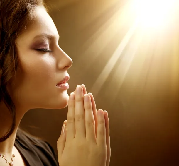Rugăciunea permite un contact direct cu Divinitatea