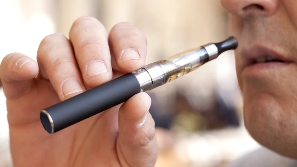 Ţigările electronice vor fi interzise! Primul oraş din lume care face acest pas