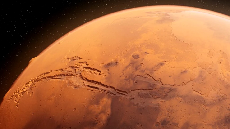 Cât timp ar dura înconjurul planetei Marte?