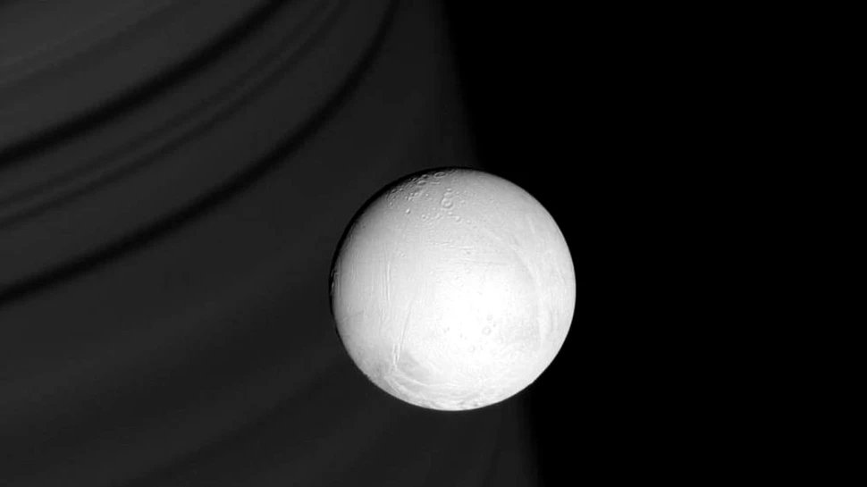 Cea mai mare provocare legată de descoperirea vieții pe Enceladus