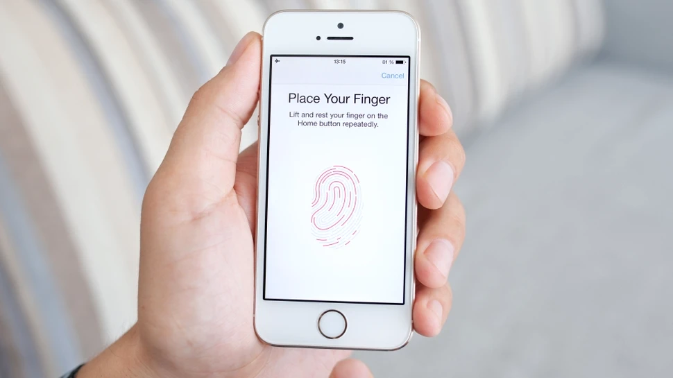 Ce măsuri a luat Apple pentru a proteja intimitatea utilizatorilor iPhone şi iCloud după furtul fotografiilor private a zeci de vedete