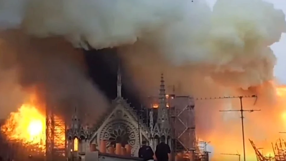O companie românească donează 1 milion de euro pentru restaurarea Notre-Dame