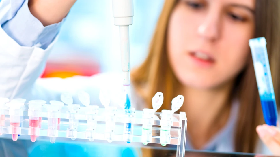 Primii pacienţi umani trataţi asupra cărora s-a folosit CRISPR au o evoluţie pozitivă