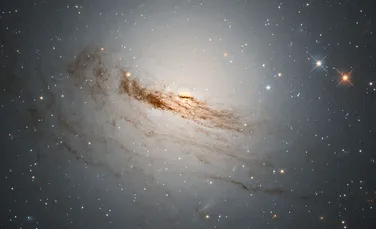 O fotografie uimitoare făcută de Hubble dezvăluie o galaxie aflată pe moarte