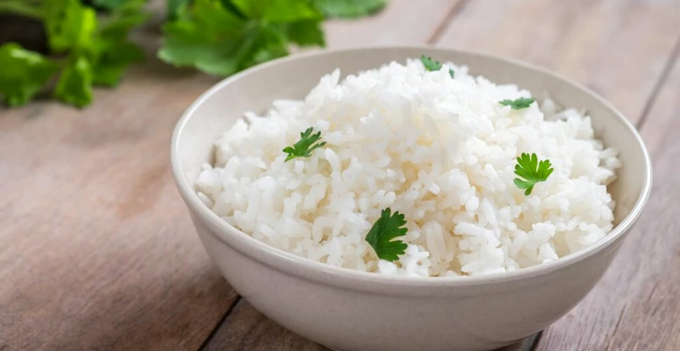 Iată de ce ar trebui să speli întotdeauna orezul înainte să-l gătești