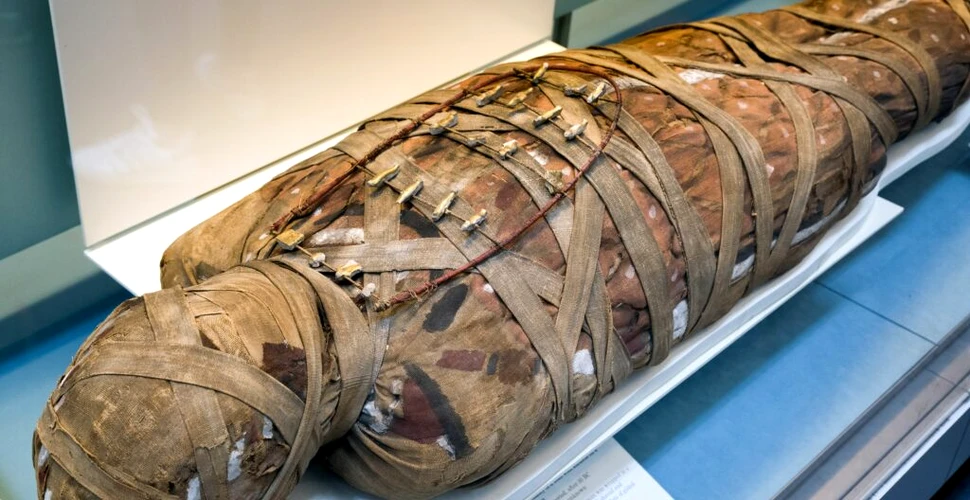 Ce secret ascundeau rămășițele mumificate ale unei adolescente din Egiptul antic?