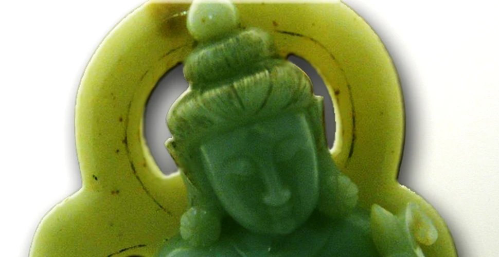 Vietnamezii ridica cea mai mare statuie de jad a lui Buddha