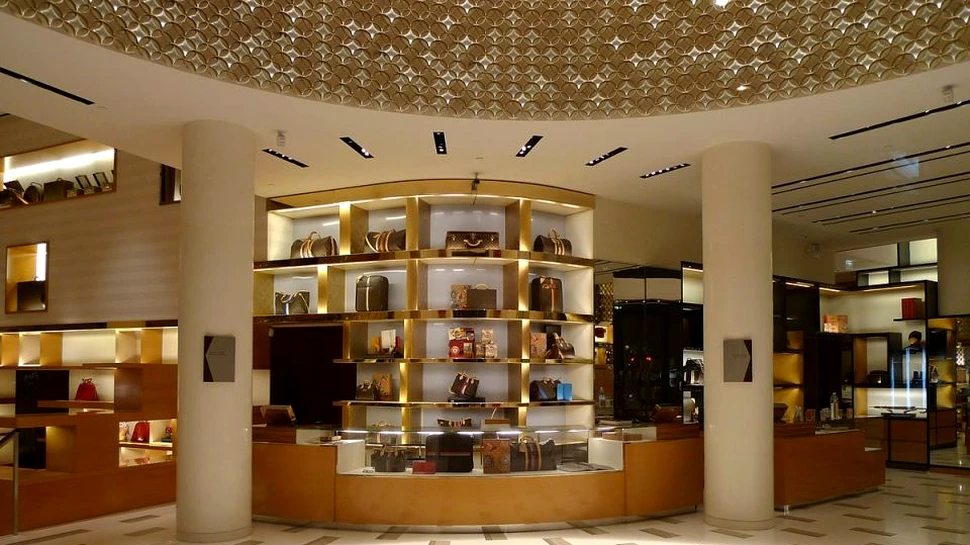 Activiştii drepturilor animalelor cumpără acţiuni ale Louis Vuitton