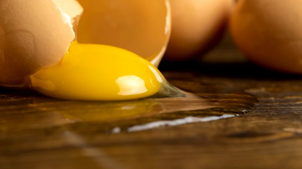 Criză de ouă în mai multe lanțuri de magazine din țară. Ce se întâmplă?