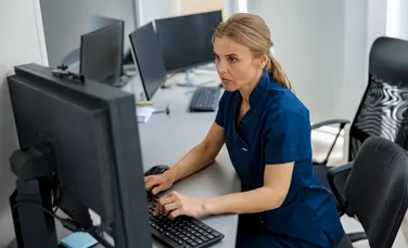 De ce aproape jumătate dintre asistenții medicali ar vrea să renunțe la profesie?
