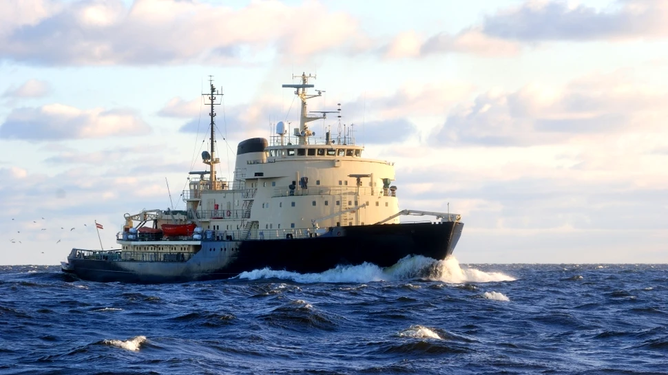 Al II-lea Război Rece: Rusia redeschide o bază militară din Oceanul Arctic