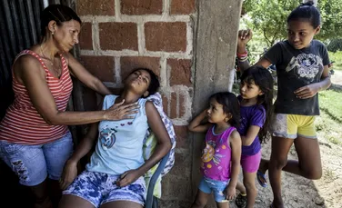 Tinerele vaccinate împotriva HPV dintr-o localitate din Columbia manifestă simptome inexplicabile (GALERIE FOTO)