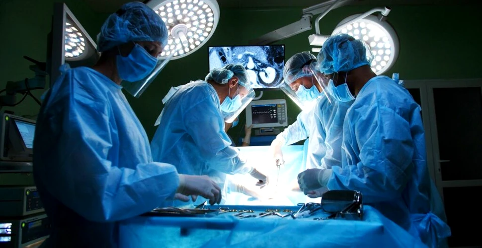 Primul transplant de vezică urinară din lume oferă o nouă speranță unui pacient cu cancer