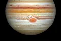Un jet din interiorul planetei Jupiter i-a surprins pe oamenii de știință