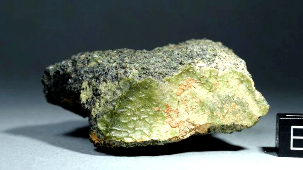De unde provine ciudatul meteorit verde care nu seamănă cu nimic altceva descoperit pe Terra?