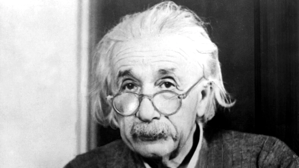 Test de cultură generală. Pe cine a numit Albert Einstein „părintele științei moderne”?