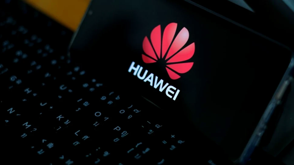 Huawei, acuzat de serviciile americane că poate accesa în mod secret reţelele de telecomunicaţii