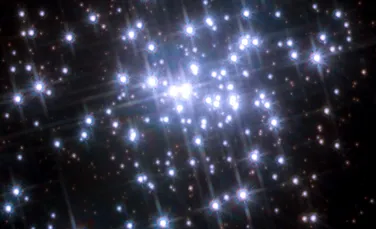 Astronomii au descoperit unul dintre cele mai masive sisteme stelare binare din galaxia noastră