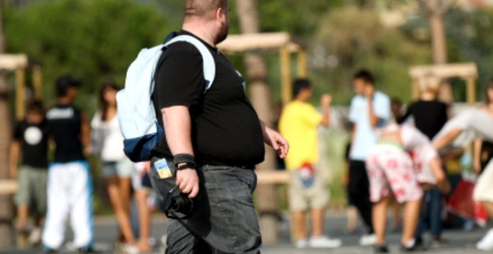 Adolescentele obeze sunt mai vulnerabile la apariţia hipertensiunii, în comparaţie cu băieţii