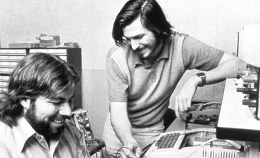 Sandalele lui Steve Jobs au obținut un preț record la licitație