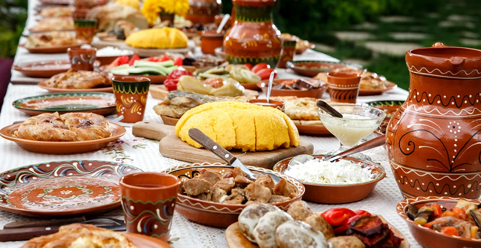 Care sunt, de fapt, mâncărurile tradiţionale ale românilor?