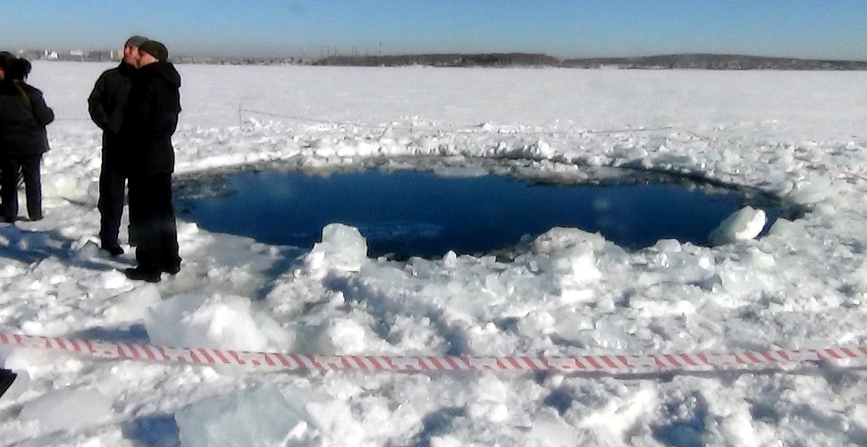 Meteoritul care a căzut la începutul anului în Rusia a fost fotografiat din spaţiu (FOTO)