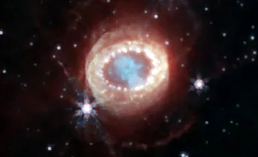 Telescopul Webb dezvăluie noi structuri în una dintre cele mai renumite supernove