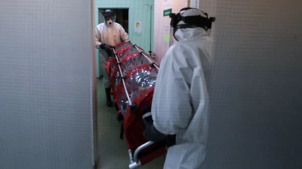 Dosar penal pe numele fostului ofiţer MAI, care a răspândit coronavirusul la şase persoane, printre care un doctor