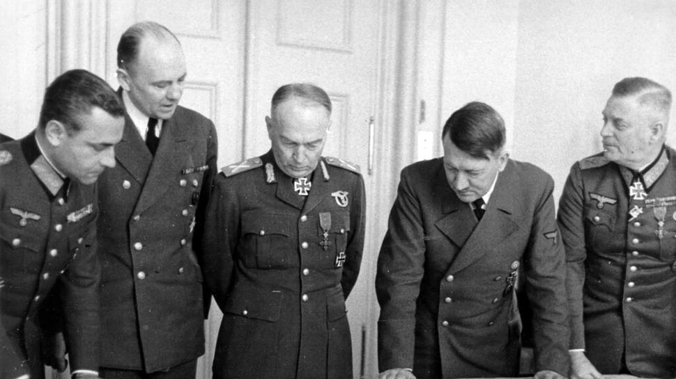 Ziua în care România devenea „stat naţional-legionar”