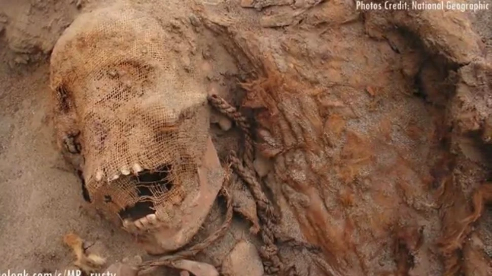 Descoperire macabră în Peru: o groapă comună scoate la iveală un eveniment în care au fost sacrificaţi cel puţin 140 de copii