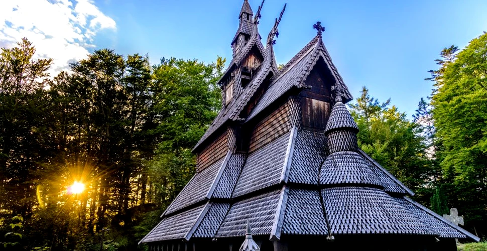 O îndeletnicire antică a trebuit să fie redescoperită pentru a salva bisericile de lemn ale Norvegiei