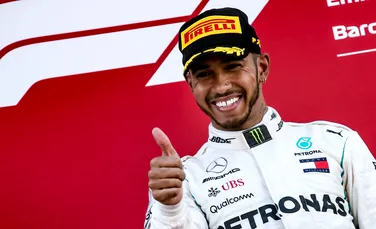 Lewis Hamilton: șapte titluri mondiale în Formula 1, o băutură fără alcool și bătălia cu depresia