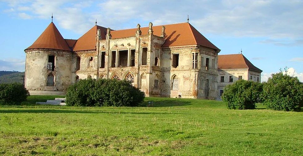 Decizia Guvernului în privinţa Castelului Bánffy, devenit faimos în urma Festivalului Electric Castle