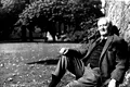 Test de cultură generală. Ce reprezintă inițialele din numele scriitorului J.R.R. Tolkien?