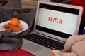 Netflix vrea să restricţioneze folosirea unui cont de către mai multe persoane